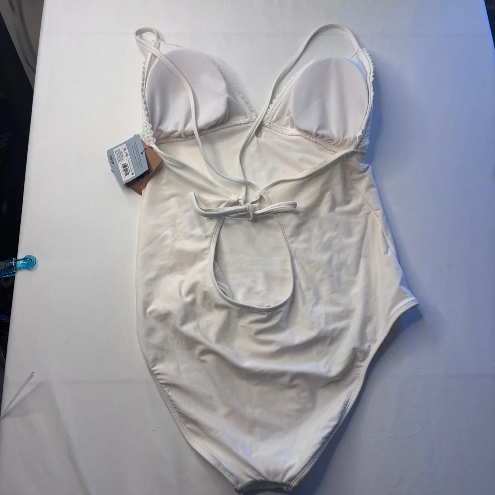 NWT Shade & Shore Women's XL 16 White Crochet One Piece Swimsuit High Leg Cheeky